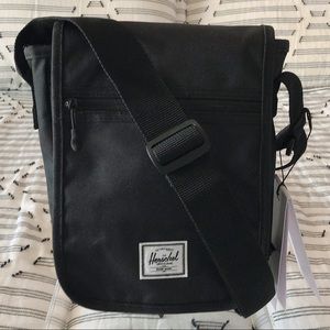 NWT Herschel Lane Small Crossbody/Messenger Bag